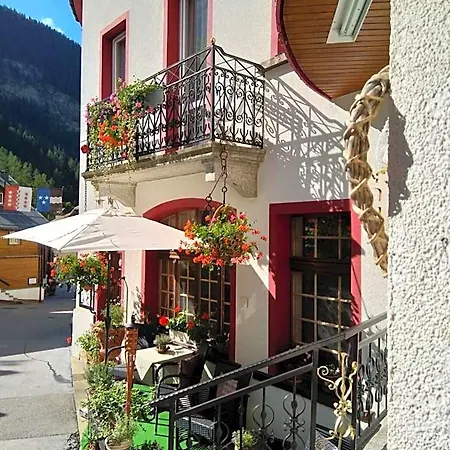 Restaurant Escher Πανδοχείο 3*